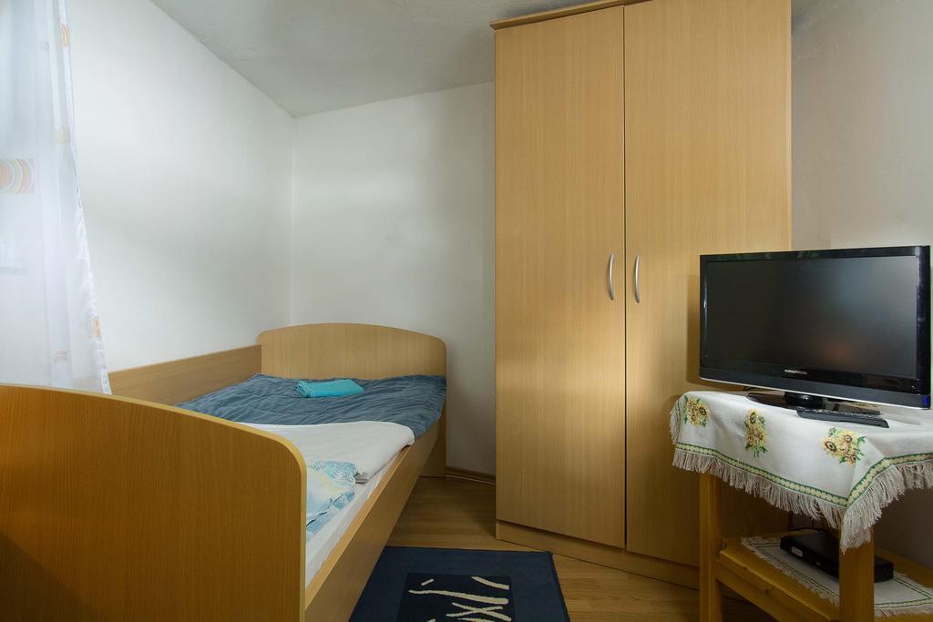 Farm Stay Ferjancic Vipava Ngoại thất bức ảnh